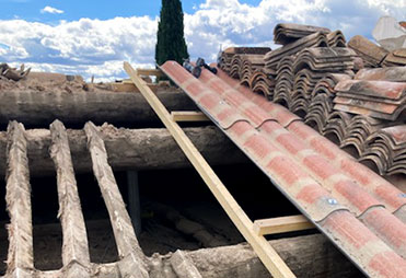 Rénovation toiture couverture Pertuis Vaucluse - Artisan CB Services